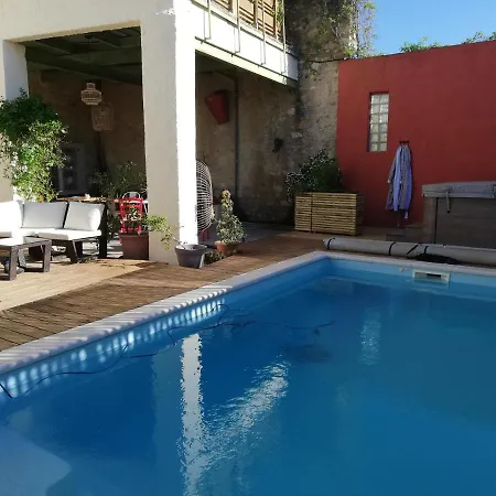 Le Clos'art 3*