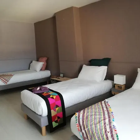 Le Clos'art Bed & Breakfast Vinassan