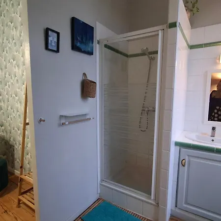 Le Clos'art Oda ve Kahvaltı Vinassan