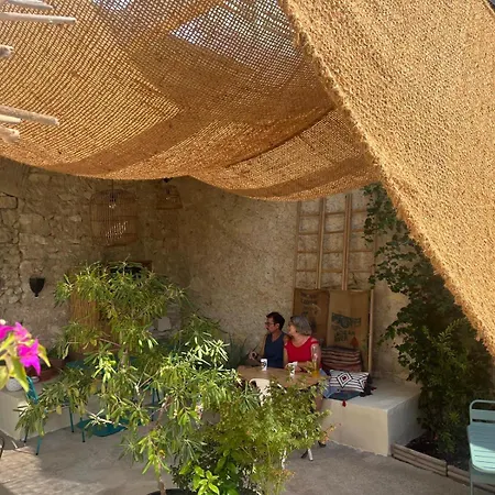 Bed and breakfast Le Clos'art Vinassan