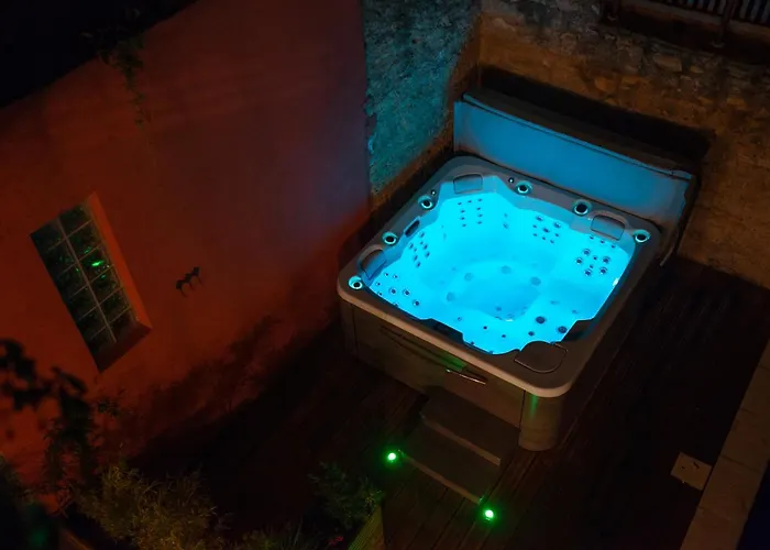 Le Clos'art 3* Vinassan